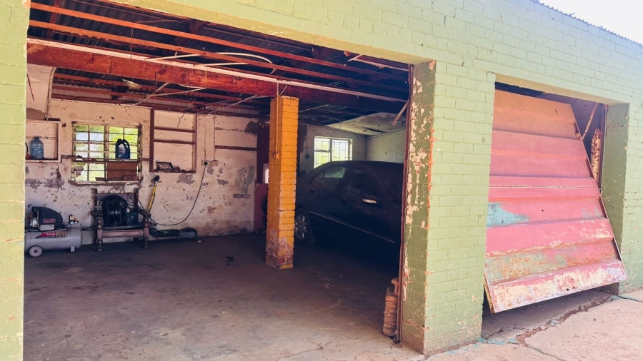 Commercial Property for Sale in Lakeview Free State